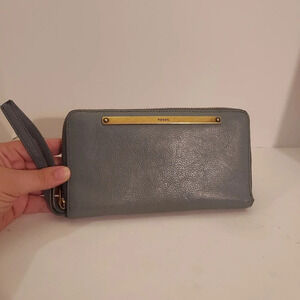 Fossil Chambray Liza Zip Around Clutch Wallet